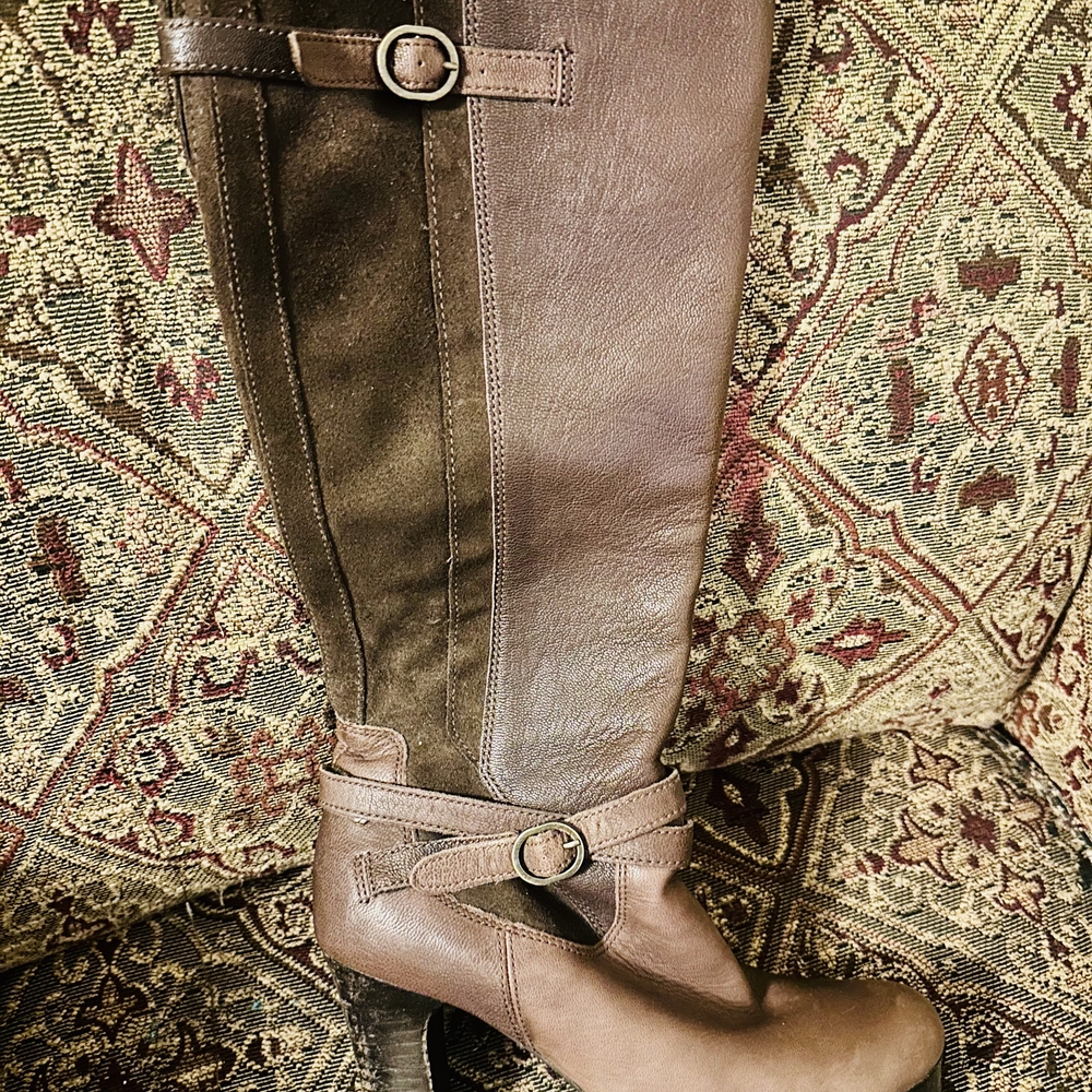 UGG Chocolate and Espresso Boots - Picture 2 of 3